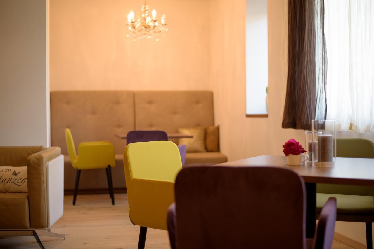 Bruehl Suites&Residence 卡尔达罗 外观 照片