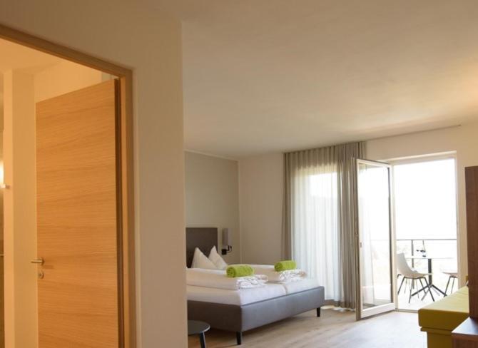 Bruehl Suites&Residence 卡尔达罗 外观 照片